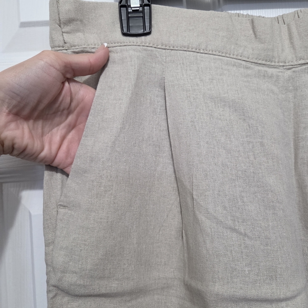 Croft & Barrow Women Pleated Linen Blend Midrise Pull On Shorts Size Large - Picture 2 of 8